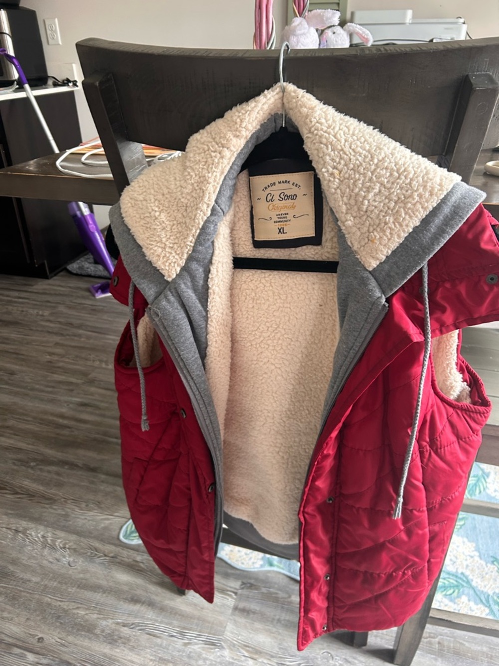 Ci Sono Red Quilted Hooded Vest with Sherpa Lining and Gray Trim